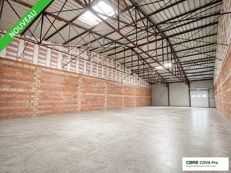 Flex in Besançon for lease - Building Photo - Image 3 of 5
