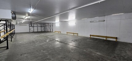 210 Church Rd, London for lease Interior Photo- Image 2 of 8