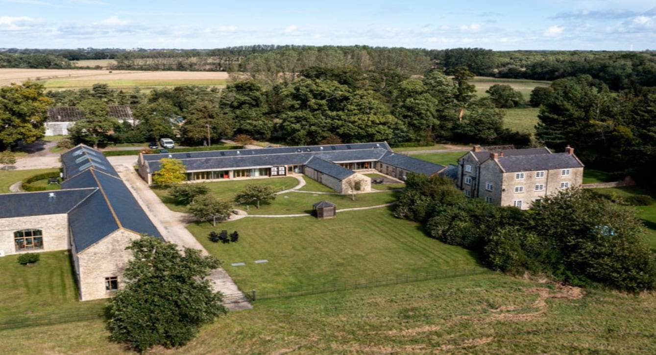 Kirtlington Park, Kirtlington for lease Interior Photo- Image 1 of 4