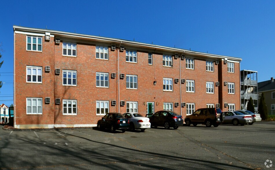 1588 N Main St, Palmer, MA for sale - Primary Photo - Image 1 of 1