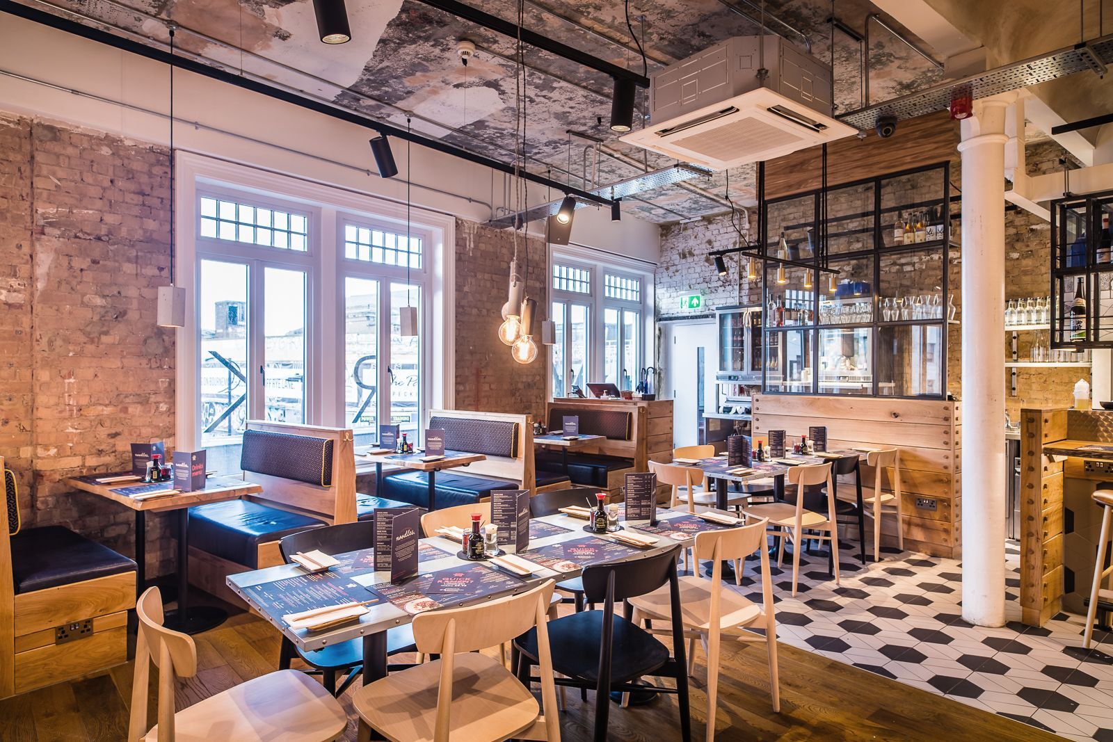 133A Rye Ln, London for lease Interior Photo- Image 1 of 4