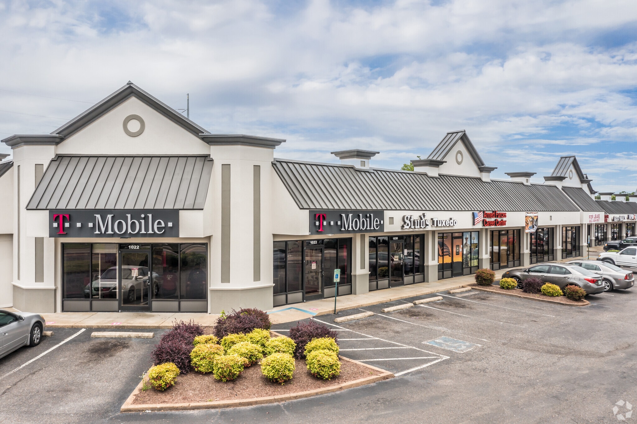 1022-1042 Goodman Rd E, Southaven, MS for lease Primary Photo- Image 1 of 4