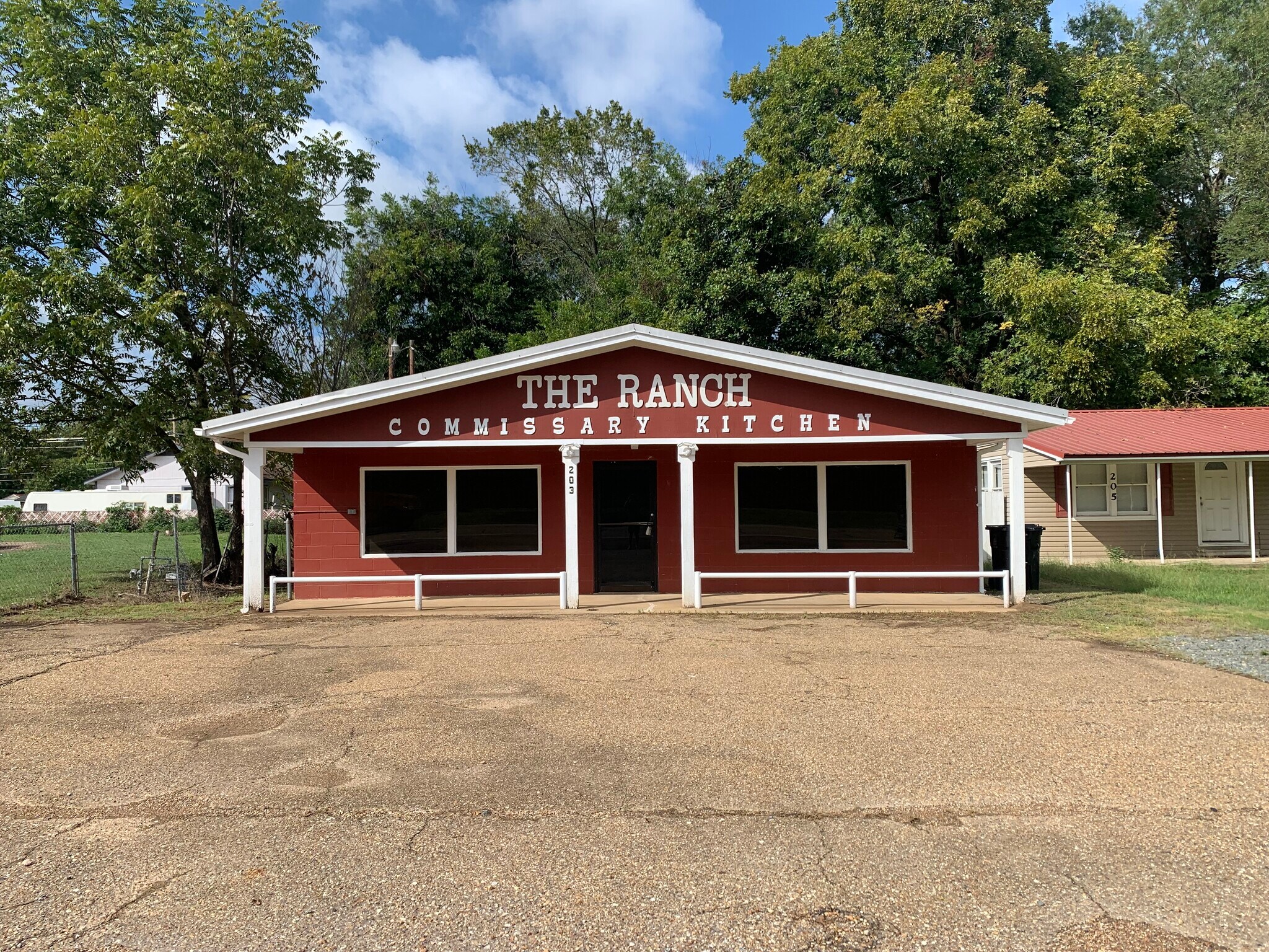 203 E Avenue A, Hooks, TX 75561 The Ranch