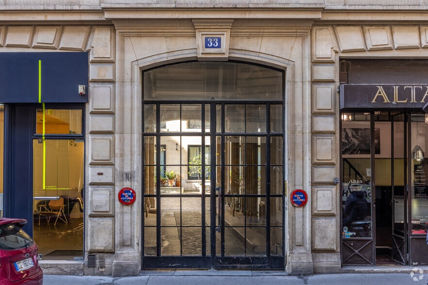 33 Rue De Miromesnil, Paris for lease - Building Photo - Image 3 of 7