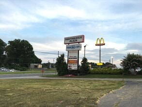 234 E Church St, Chatham, VA for lease Building Photo- Image 1 of 4