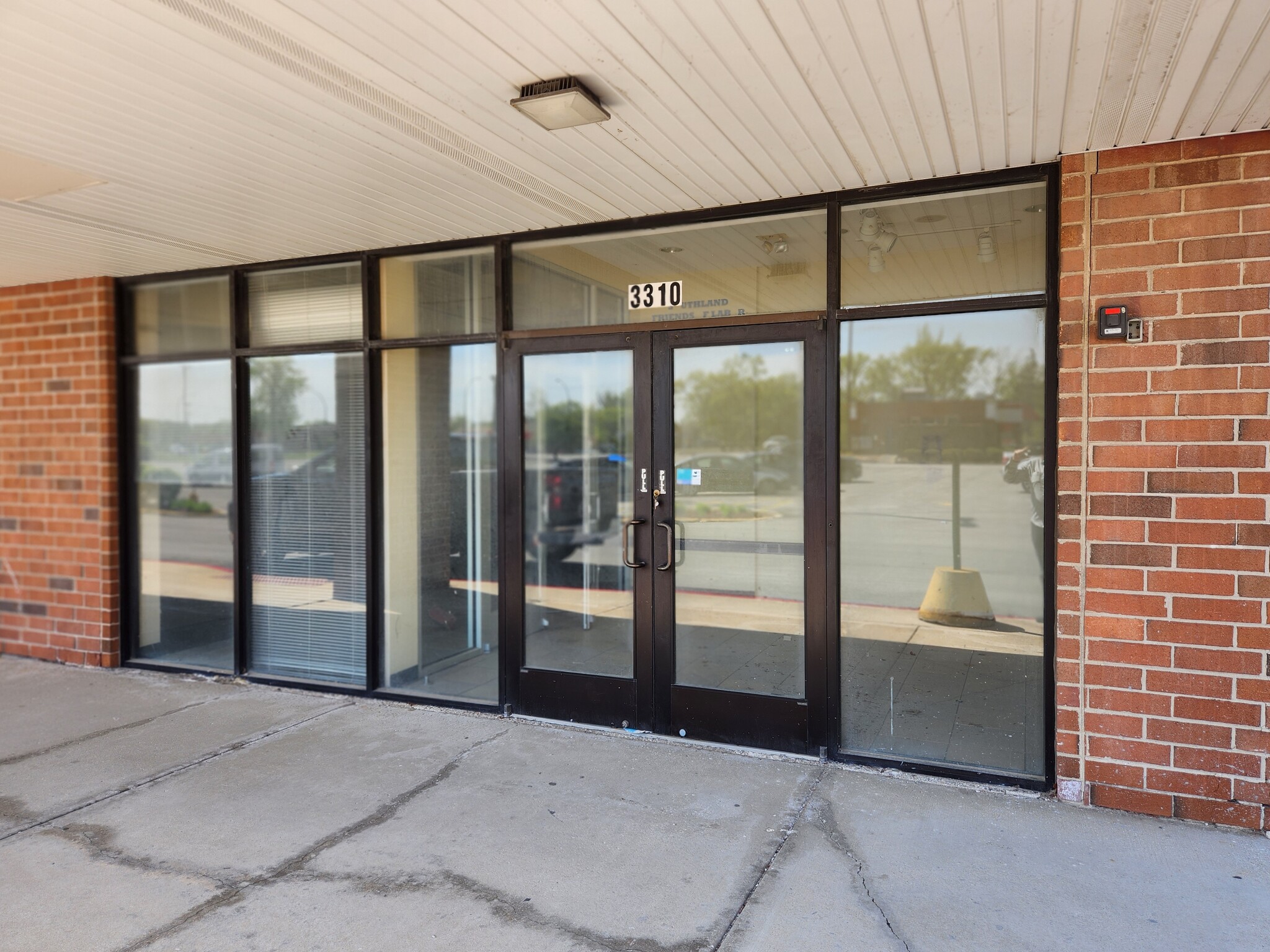 3330 W 183rd St, Hazel Crest, IL for lease Building Photo- Image 1 of 4