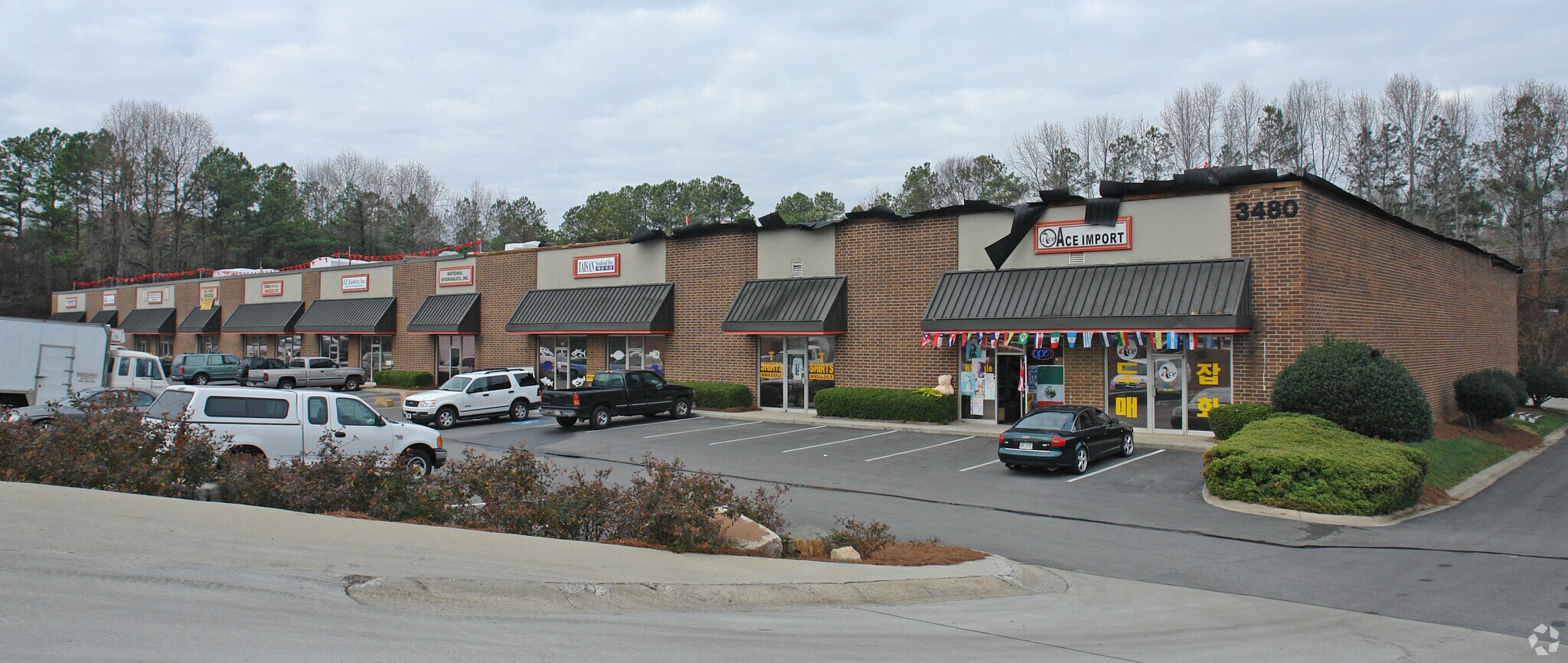 3480 Oakcliff Rd, Doraville, GA 30340