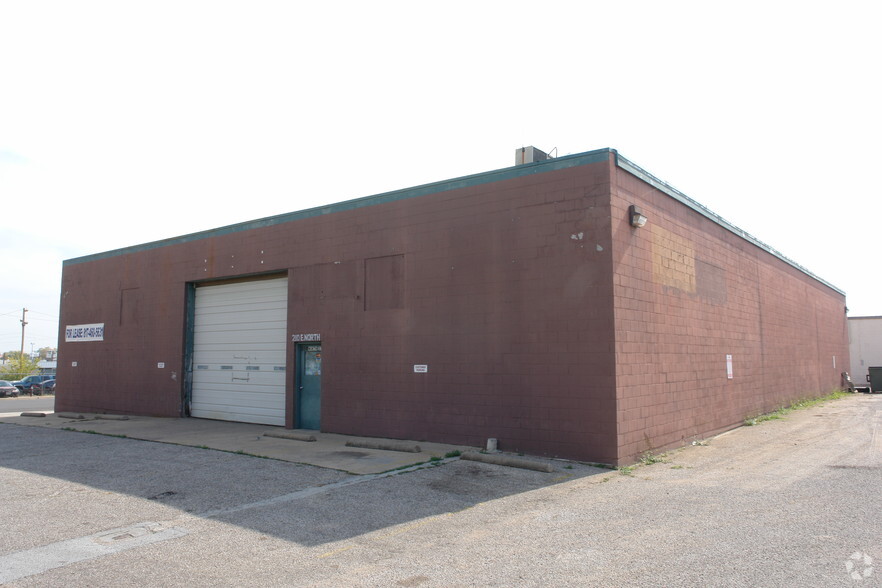 210 E North St, Arlington, TX for sale - Building Photo - Image 1 of 1