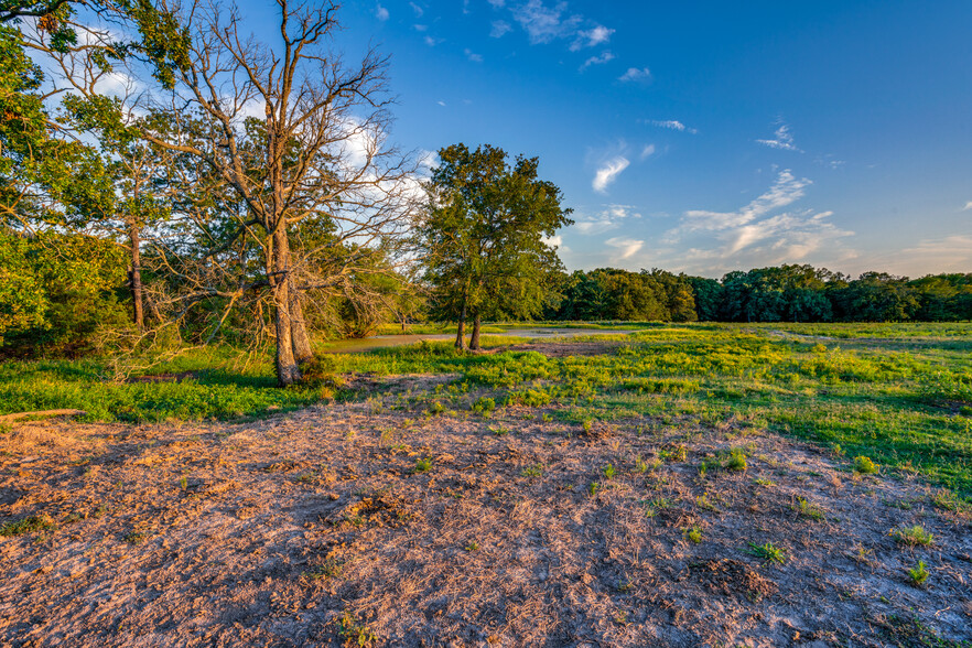 County Road 1105, Bogata, TX for sale - Building Photo - Image 2 of 17