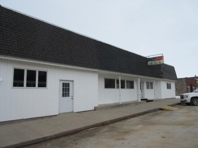 634 Bush St, Lamont, IA for sale - Primary Photo - Image 1 of 1