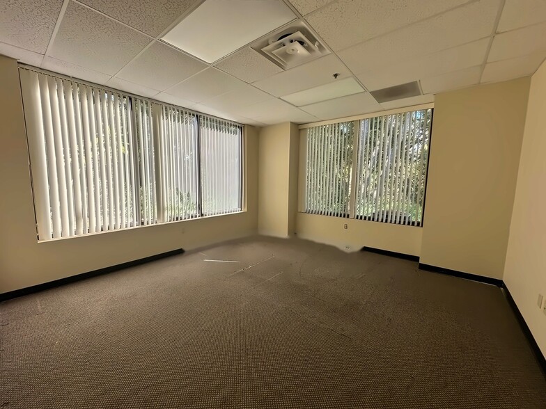 5620 W Sligh Ave, Tampa, FL for sale - Building Photo - Image 3 of 51