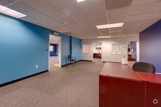 7960 Baymeadows Way, Jacksonville, FL for lease Interior Photo- Image 2 of 4