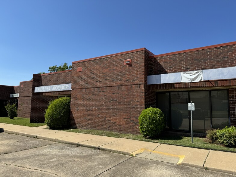 6510 S Western Ave, Oklahoma City, OK for sale - Building Photo - Image 1 of 10