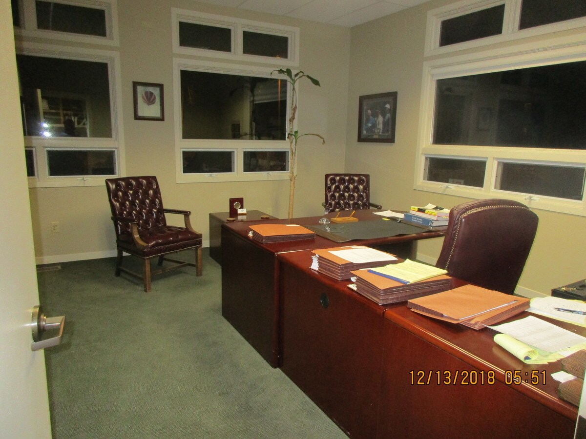 8051 Moorsbridge Rd, Portage, MI 49024