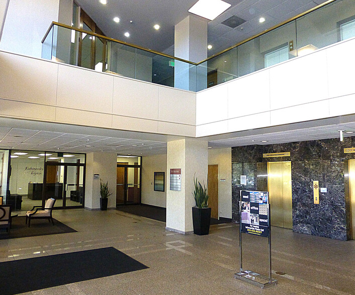 2851 S Parker Rd, Aurora, CO for lease - Lobby - Image 2 of 5