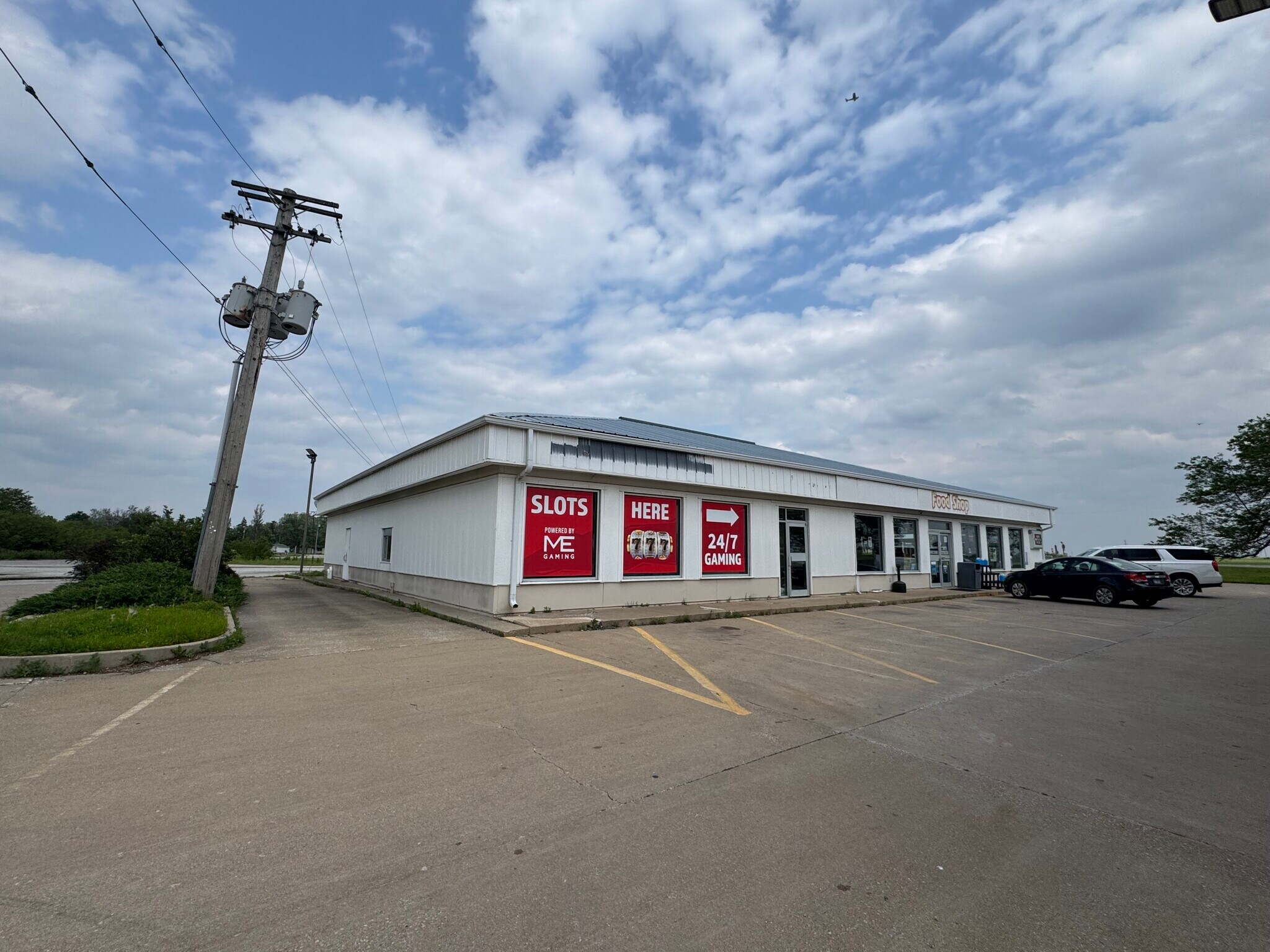 510 W Cemetary Ave, Chenoa, IL for lease Building Photo- Image 1 of 6