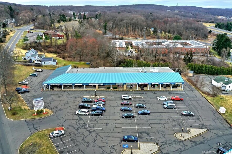 749 Saybrook Rd, Middletown, CT for lease - Building Photo - Image 3 of 4