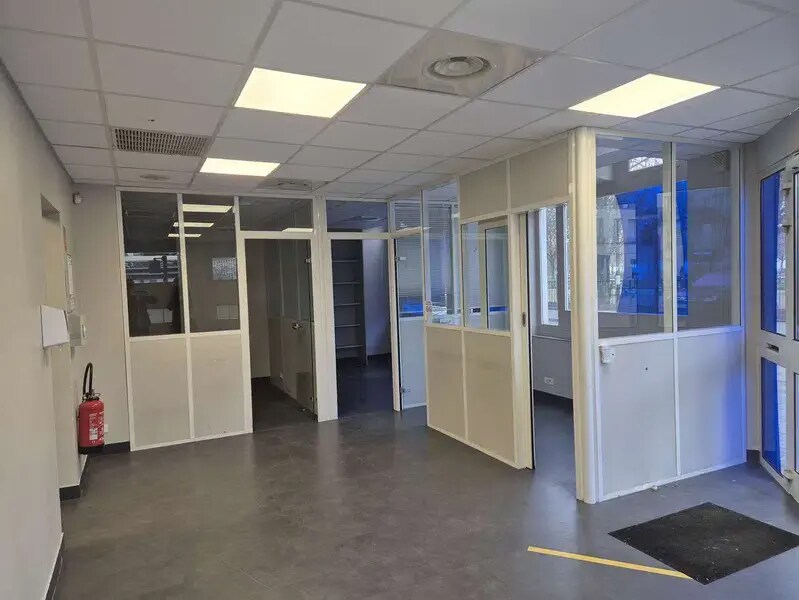 Boulevard Marcel Sembat, Saint-Denis for lease Interior Photo- Image 1 of 3