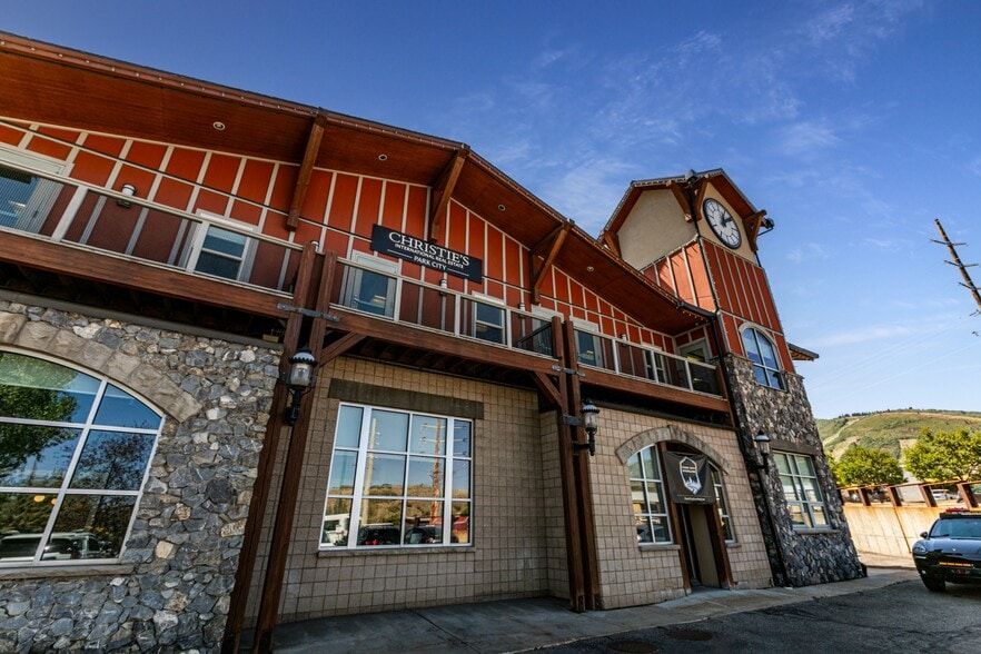 1790 Bonanza Dr, Park City, UT for sale - Building Photo - Image 2 of 36