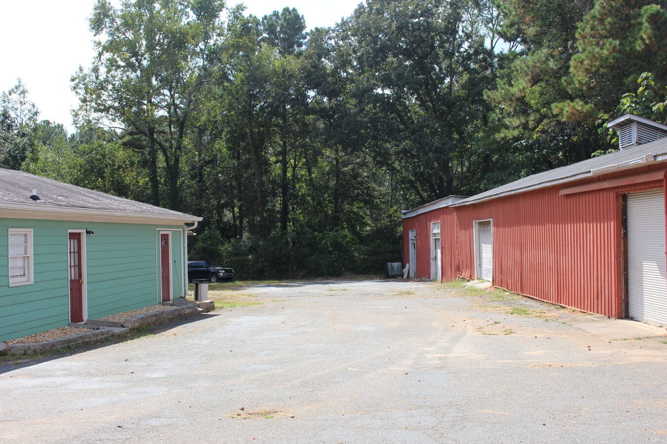 715 Beaver Ruin Rd NW, Lilburn, GA 30047