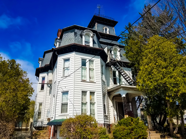 88 Main St, Broad Brook, CT for sale - Building Photo - Image 1 of 1