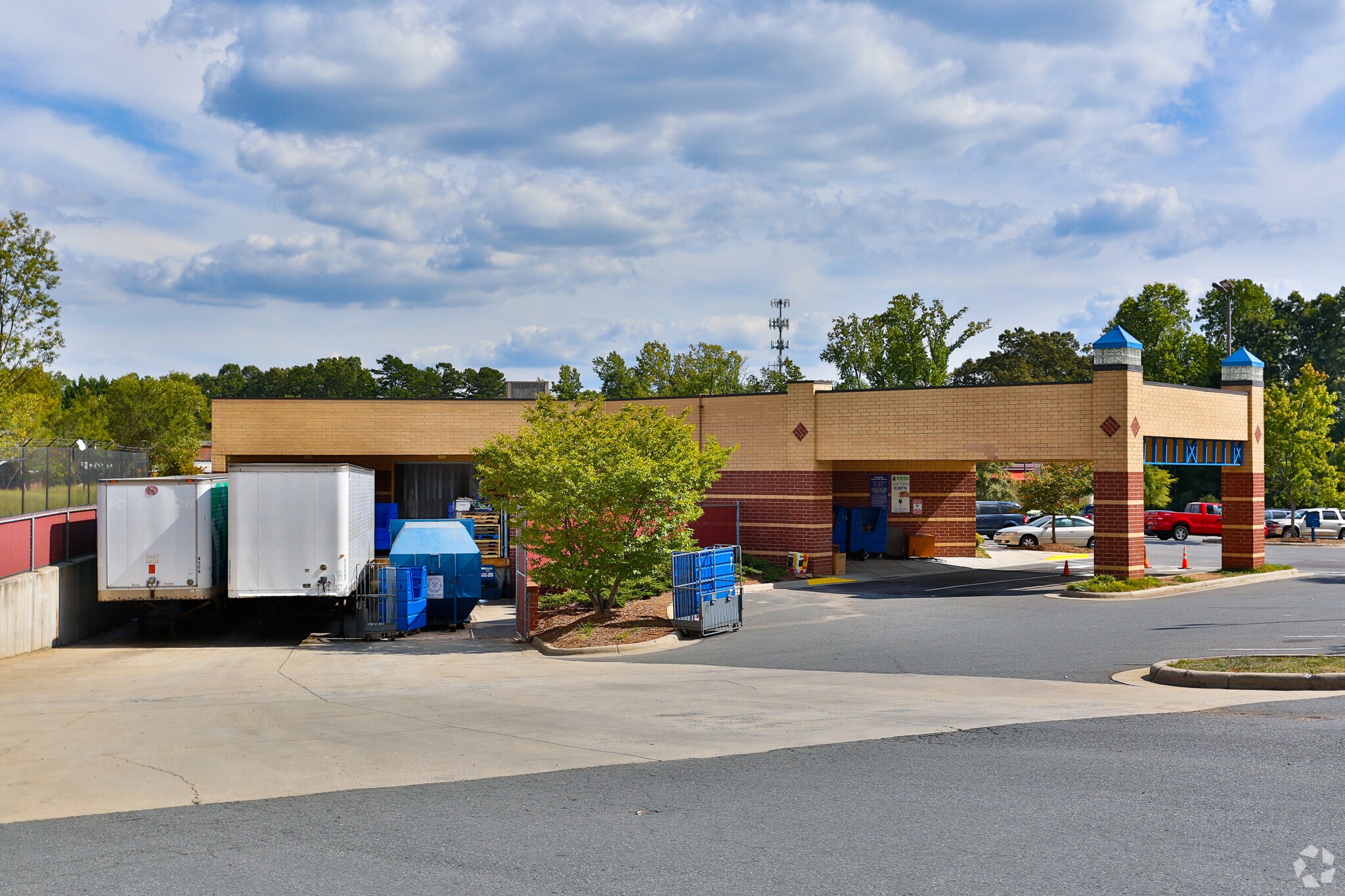 3710 W W T Harris Blvd, Charlotte, NC 28269 Cheshire Place Goodwill