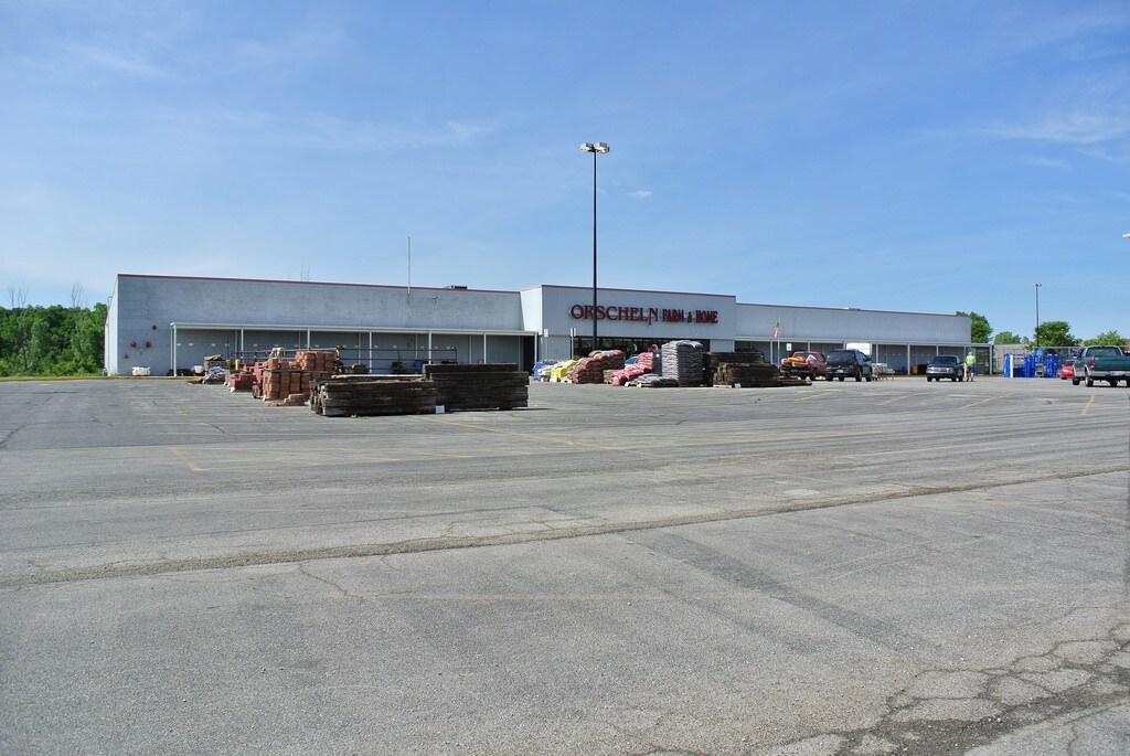 970 E Washington St, Winchester, IN for sale Building Photo- Image 1 of 1