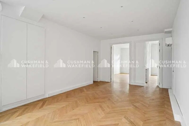 146 Boulevard Haussmann, Paris for lease Interior Photo- Image 1 of 6