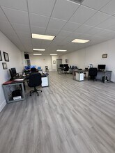 7791 NW 46th St, Doral, FL for lease Interior Photo- Image 2 of 4