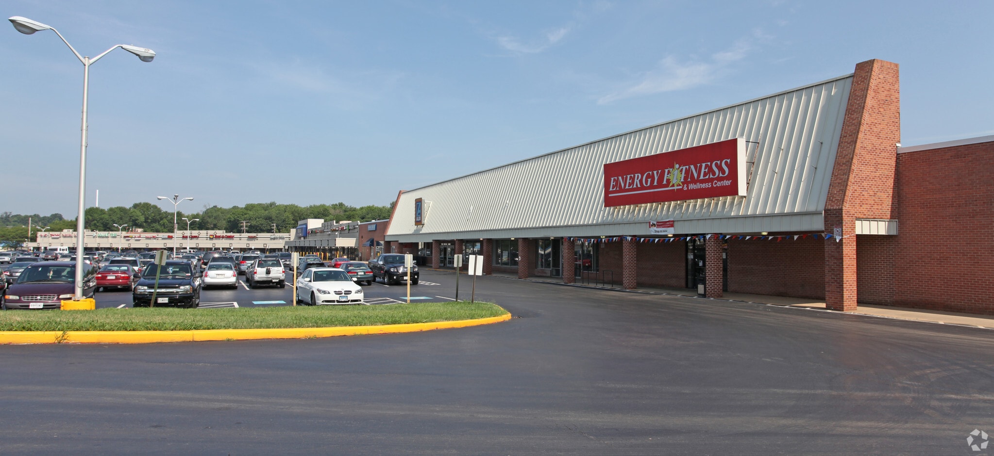 8600-8660 Old Court Rd, Randallstown, MD for lease Building Photo- Image 1 of 8