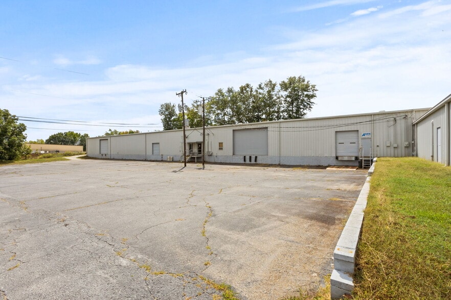 201 Greer Dr, Simpsonville, SC for sale - Building Photo - Image 3 of 17