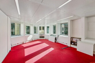37 Rue De La Victoire, Paris for lease Interior Photo- Image 2 of 10