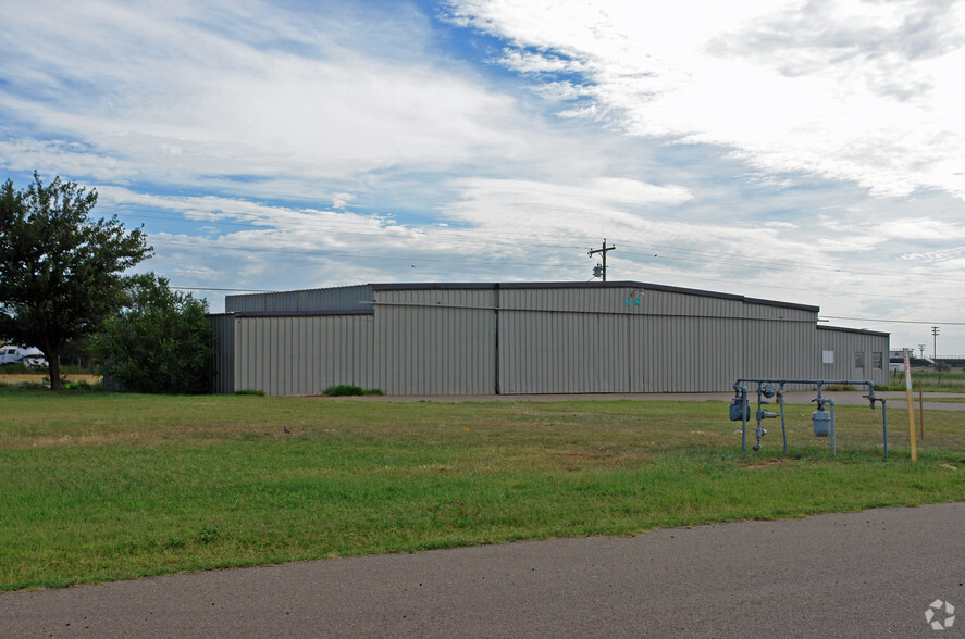 11909 County Road 2500, Lubbock, TX for lease - Building Photo - Image 2 of 19