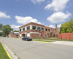 721 E Saratoga St, Ferndale MI - Warehouse