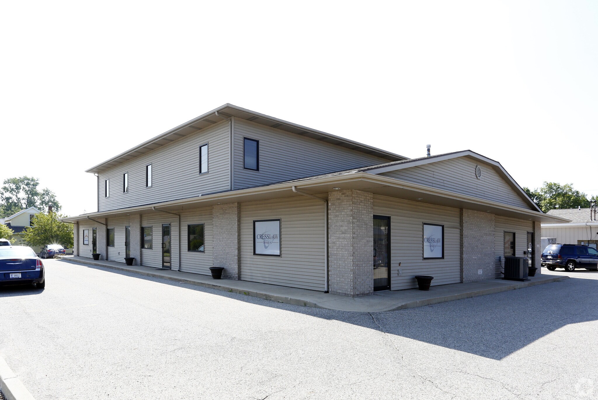 430 N Wayne St, Angola, IN for sale Primary Photo- Image 1 of 1