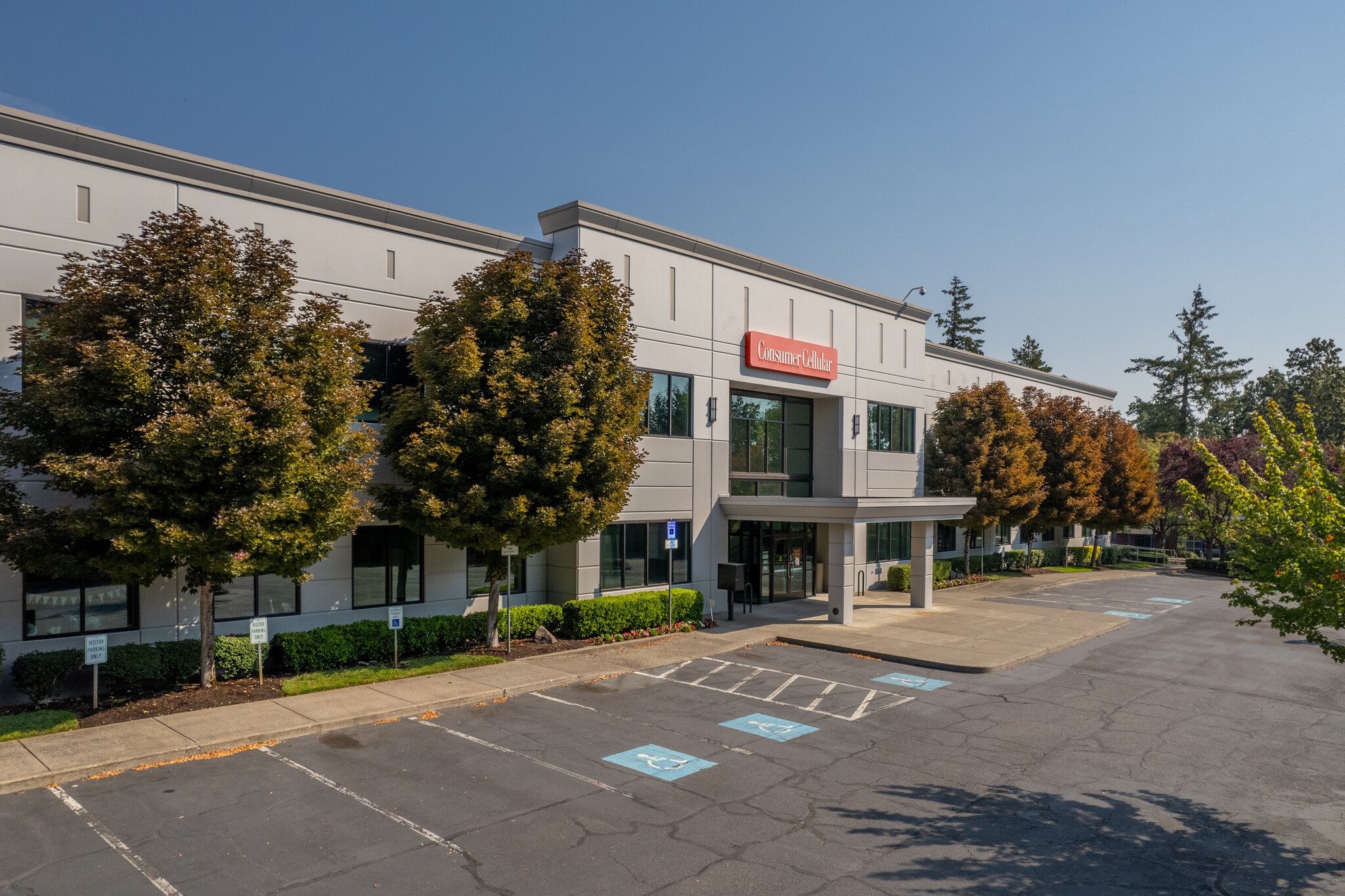 12447 SW 69th Ave, Tigard, OR for lease Building Photo- Image 1 of 11