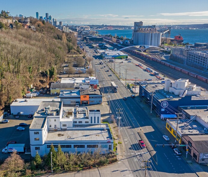 1430-1438 Elliott Ave W, Seattle, WA for lease - Building Photo - Image 1 of 13