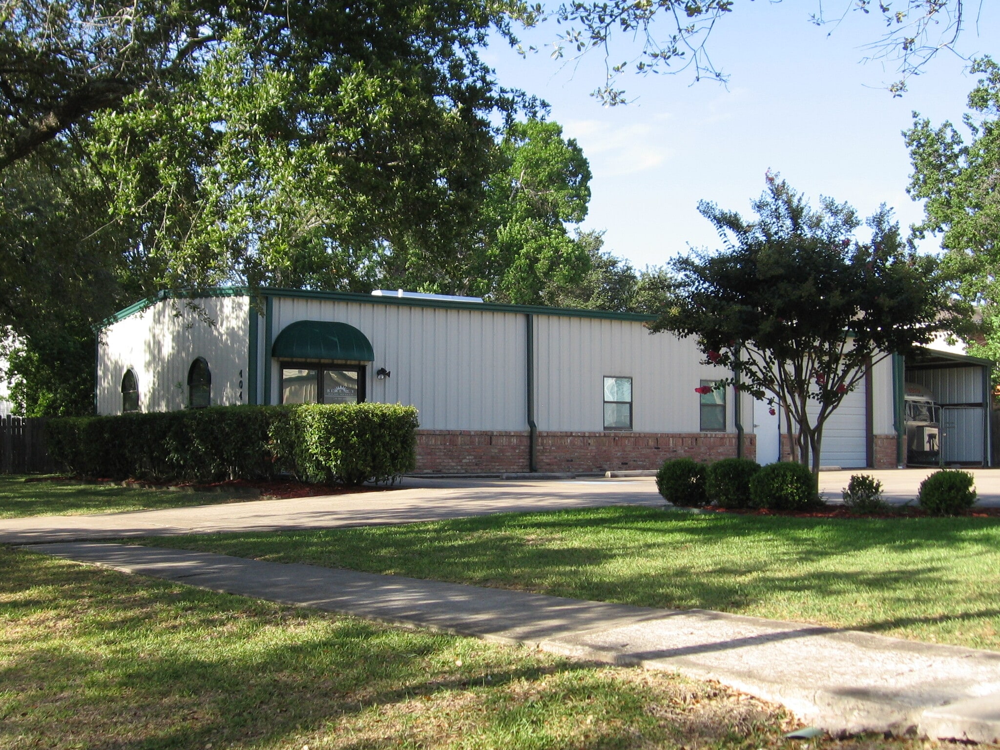 404 Newport Blvd, League City, TX for lease Interior Photo- Image 1 of 9