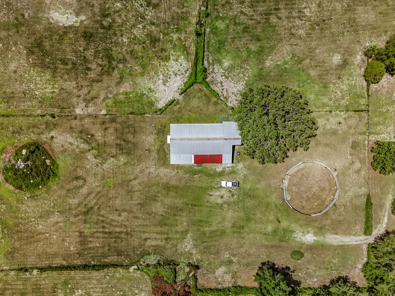 41204 Emeralda Island Rd, Leesburg, FL for sale - Building Photo - Image 2 of 22