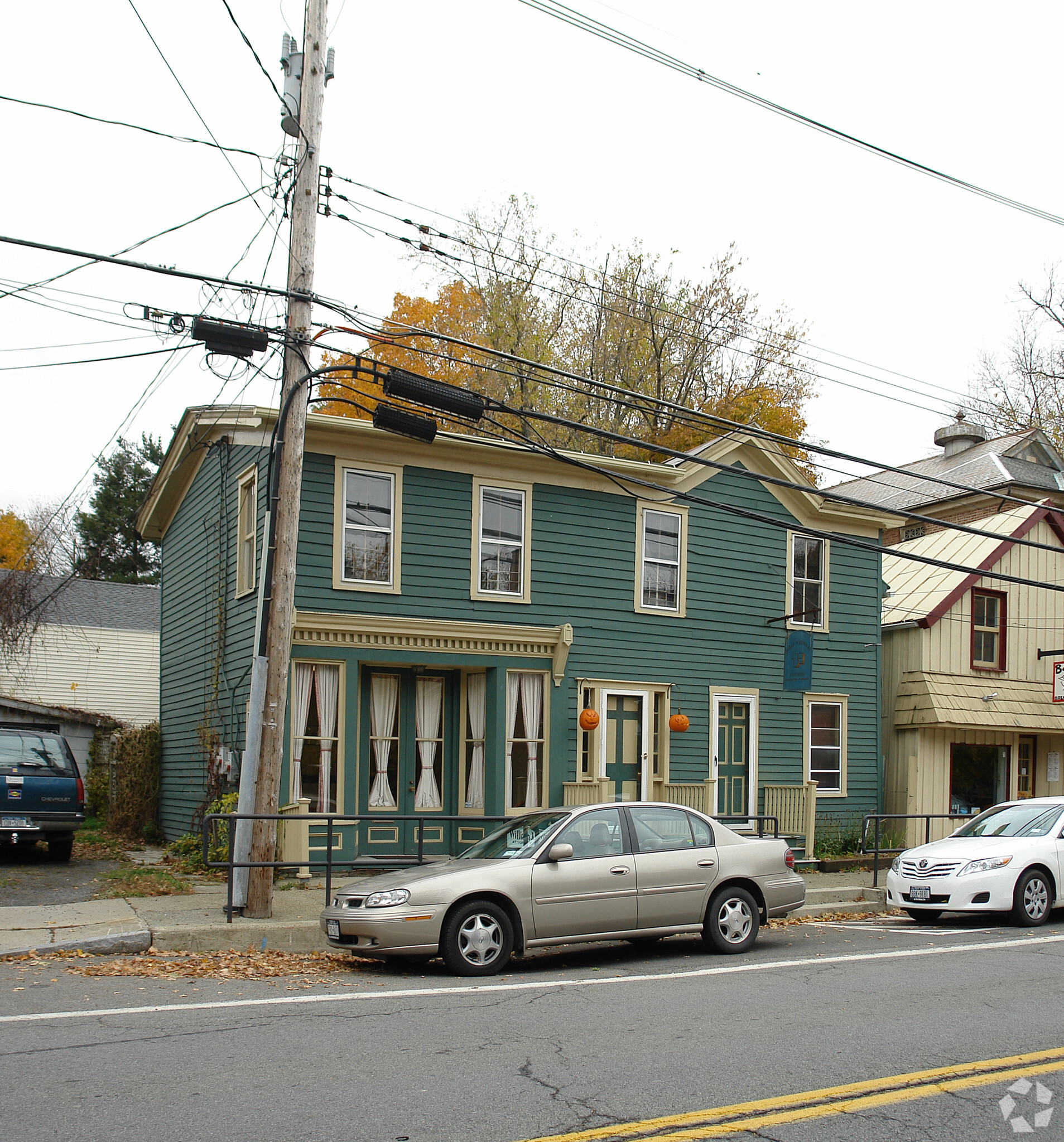 1 Albany Ave, Kinderhook, NY for sale Primary Photo- Image 1 of 10