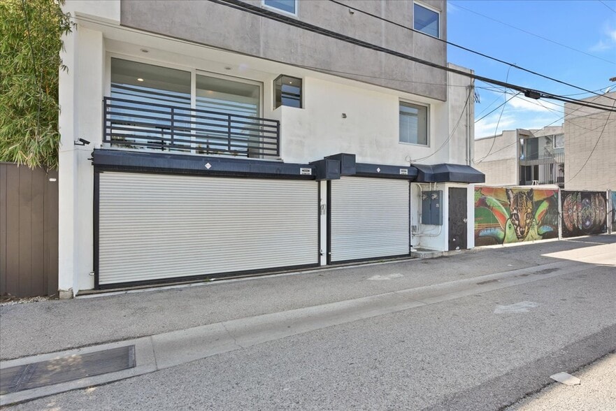 1319 Abbot Kinney Blvd, Venice, CA for lease - Building Photo - Image 3 of 49