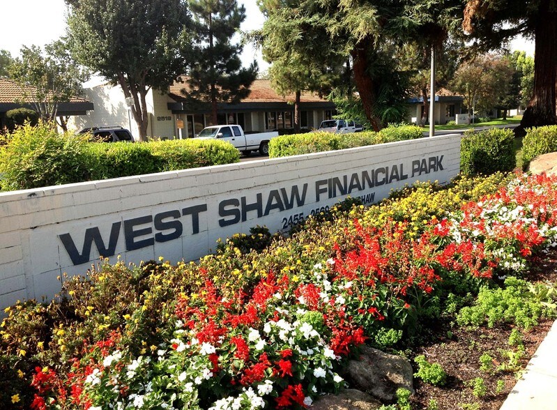 2505 W Shaw Ave, Fresno, CA for sale - Building Photo - Image 3 of 12