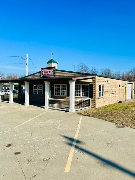 3805 S Limit Ave, Sedalia, MO for lease - Building Photo - Image 2 of 8