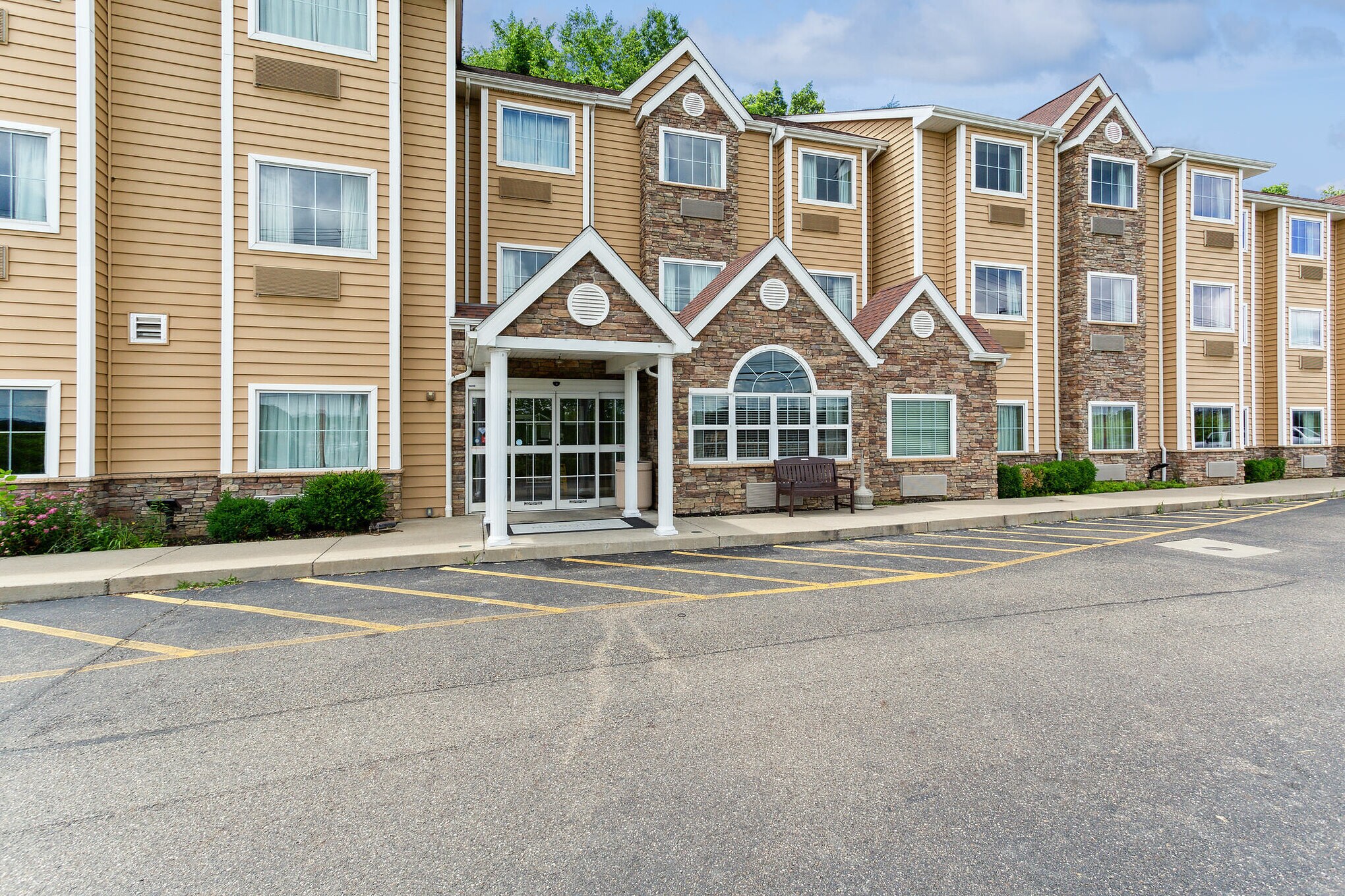 8779 Georgetown Rd, Cambridge, OH for sale Building Photo- Image 1 of 1