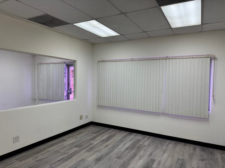6750 Foster Bridge Blvd, Bell Gardens, CA for lease - Building Photo - Image 3 of 6