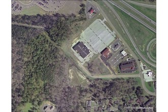 Clinton Center Dr, Clinton, MS - aerial  map view