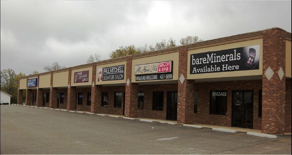 501508 E Woodlawn Dr, Leadington, MO 63601