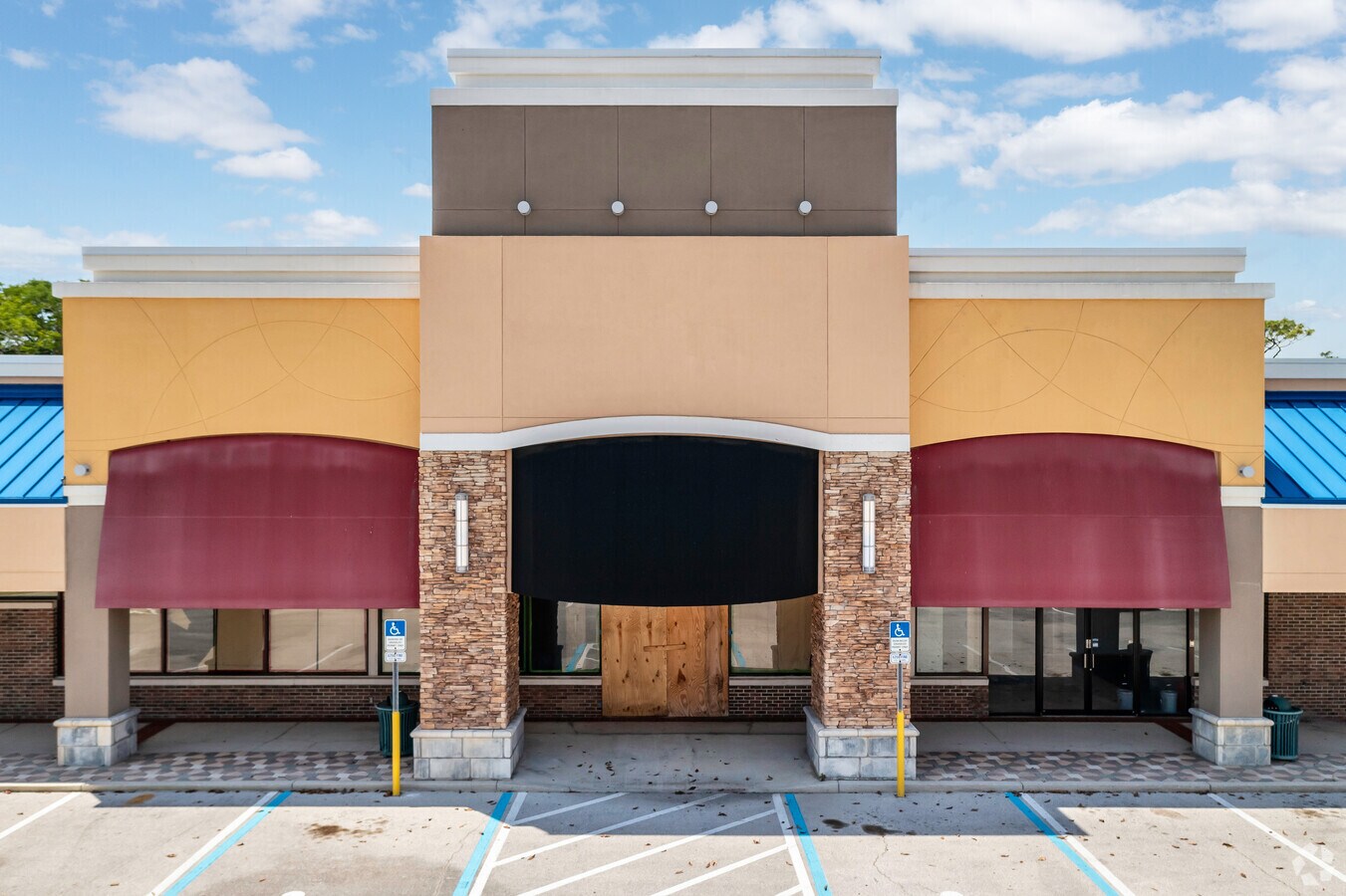 1241 N SR 436, Casselberry, FL 32707 Lake Howell Square Building 1