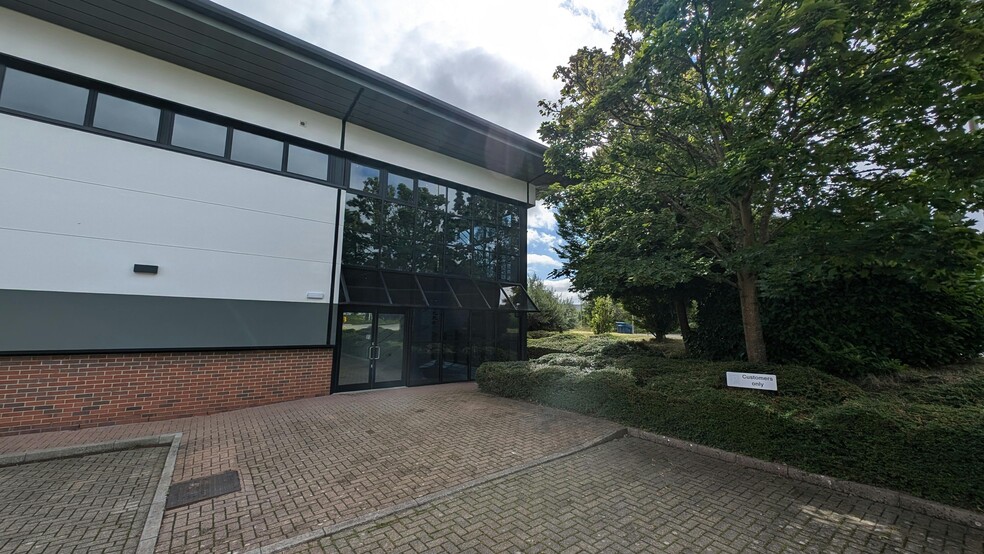 Concorde Way, Fareham for lease - Building Photo - Image 2 of 21