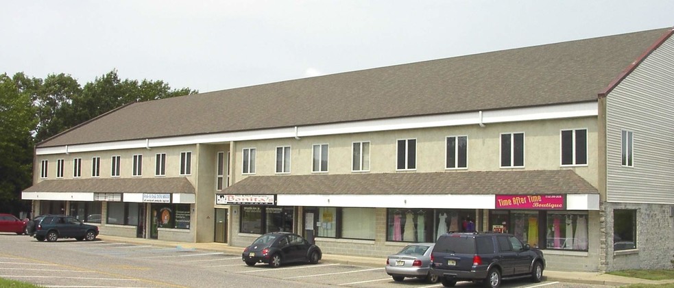 2008 Route 37 E, Toms River, NJ for lease - Building Photo - Image 3 of 3